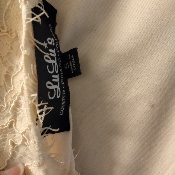 Kardashian, Lulu's, and BCBG Max Azria +Bundle of Dresses Size Small and Medium - Picture 10 of 16